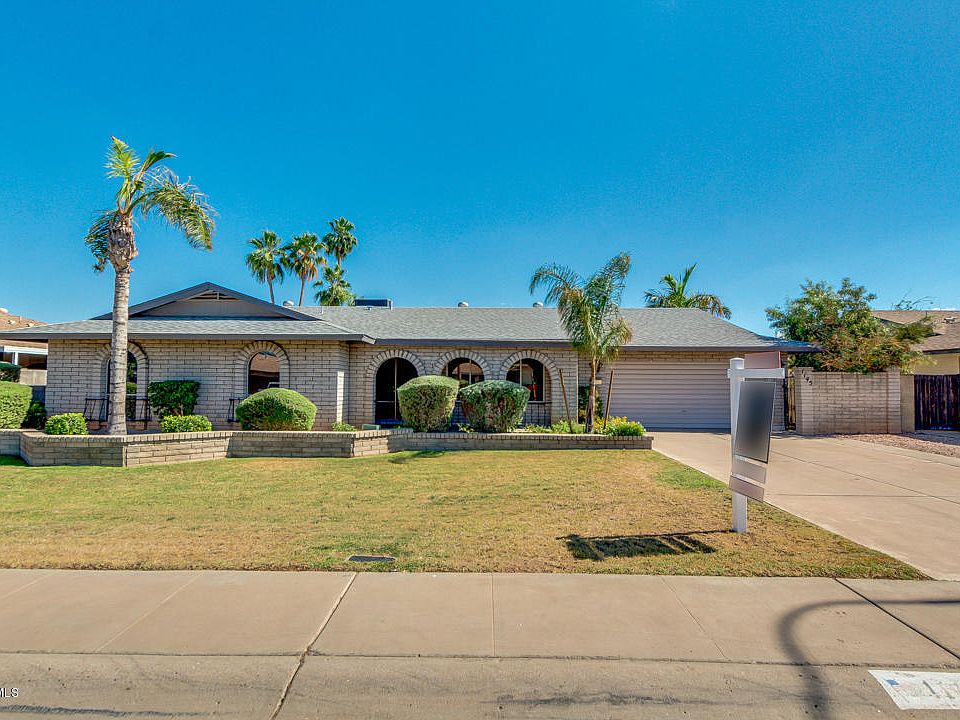 1st image of 1145 E Magdalena Dr