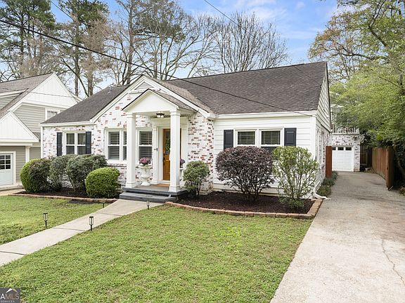 3rd image of 234 Garden Ln
