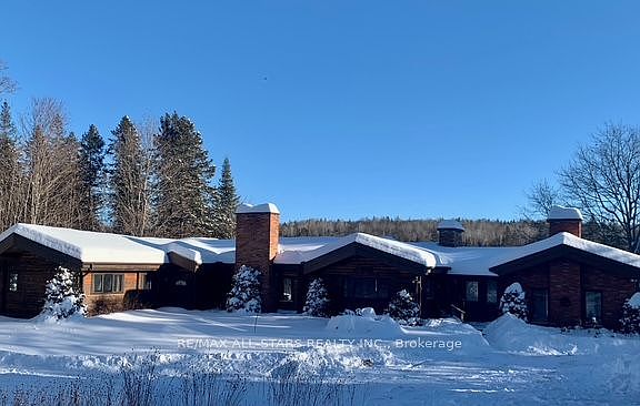 4th image of 213 Connemara Ln