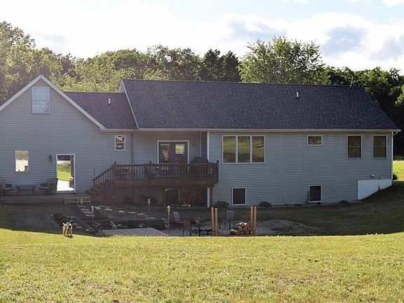 5th image of 1047 Bundy Dr