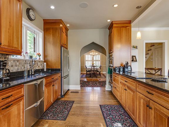 5th image of 175 Woodmont Blvd