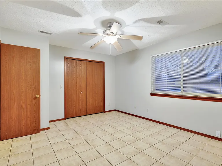 2611 Rachel Rd — Photo 21