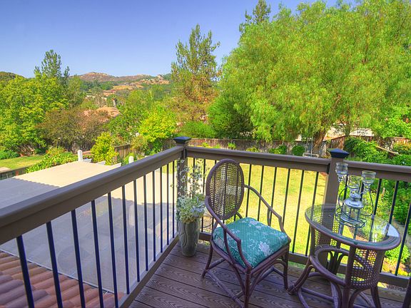 4th image of 3142 Amberwood Ln