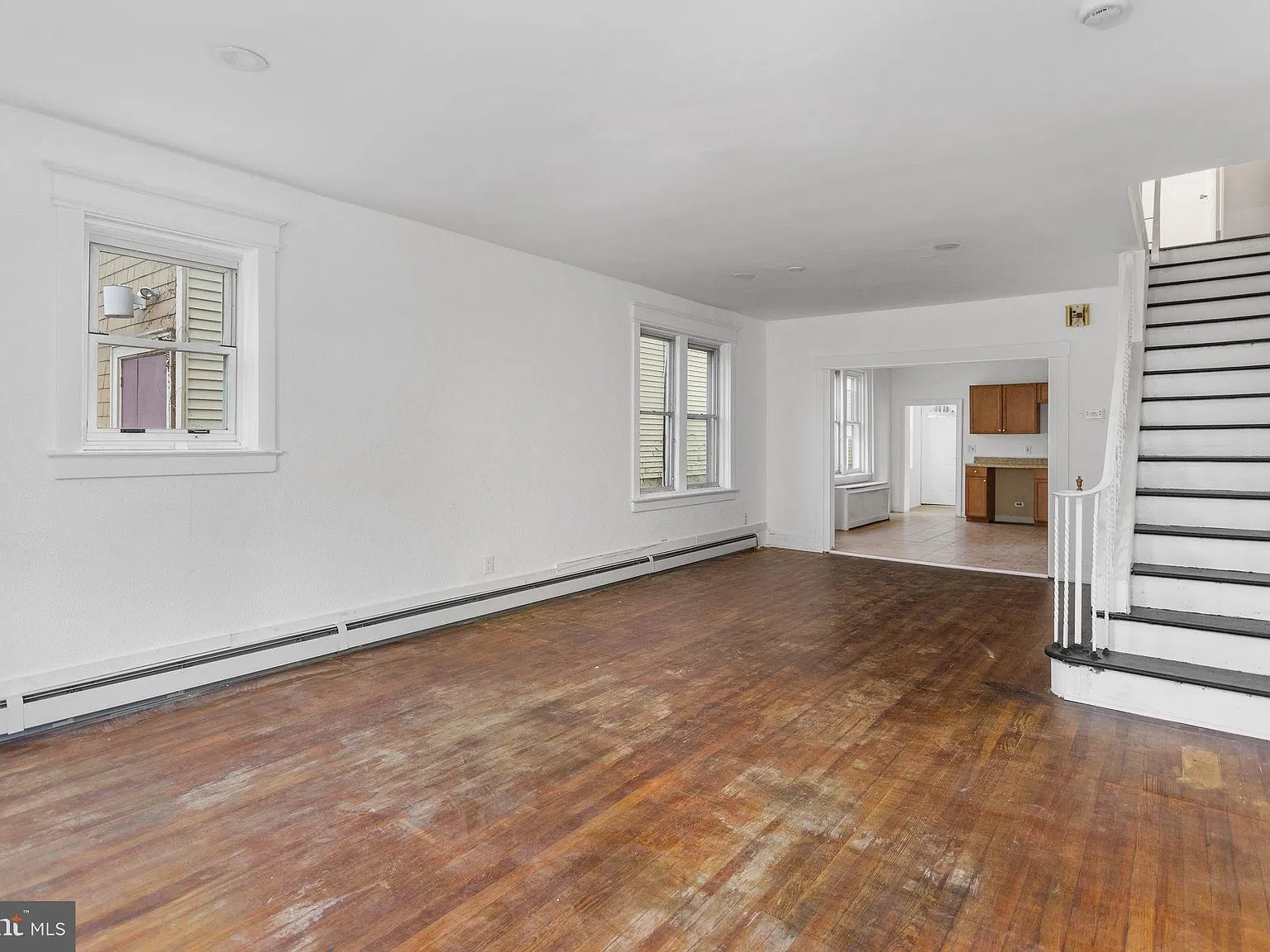 4 bed, 1.5 bath, 1536 sqft, $2,700 — Photo 3