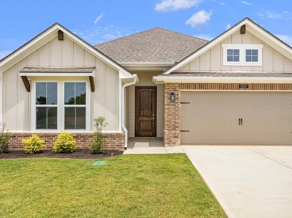 1519 Grace Acres Ln, Longview, TX 75605