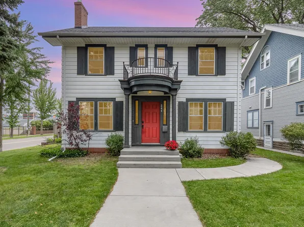 244 Macalester St, Saint Paul, MN 55105