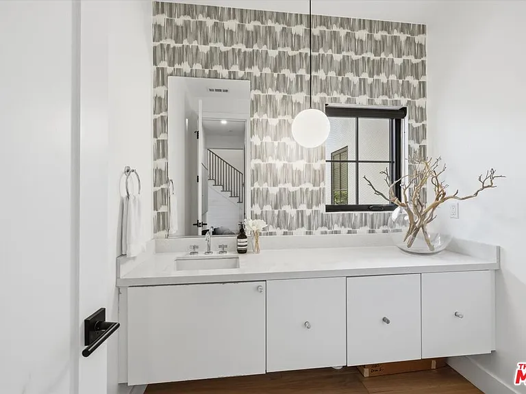 11003 Ocean Dr — Photo 11