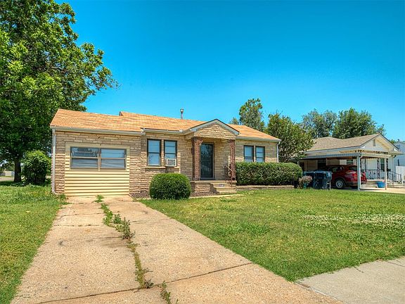 4th image of 1045 SW 48th St