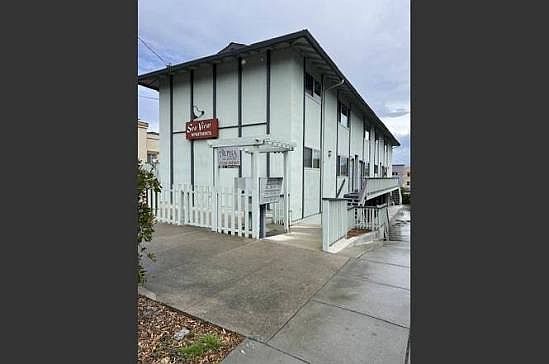 1st image of 262 Hawthorne St APT 5