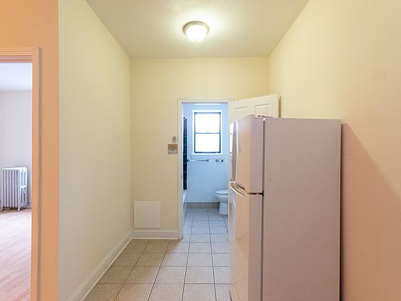 4th image of 4851 N Damen Ave APT 203