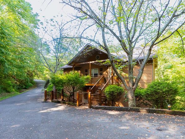 24 Pine Blf #18, Whittier, NC 28789