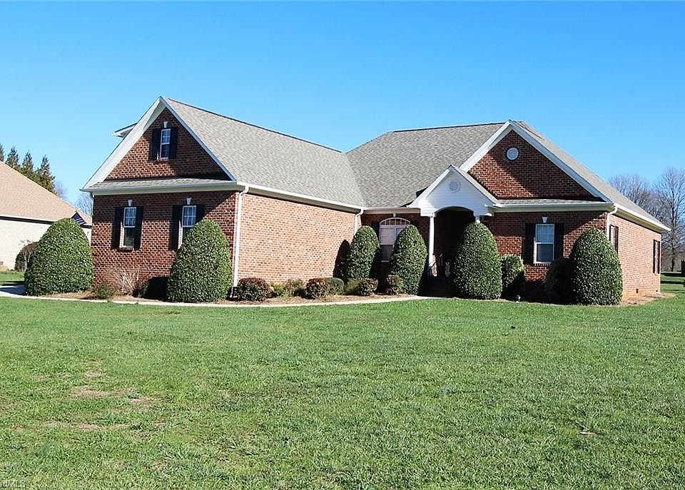 1st image of 115 Peabody Ct