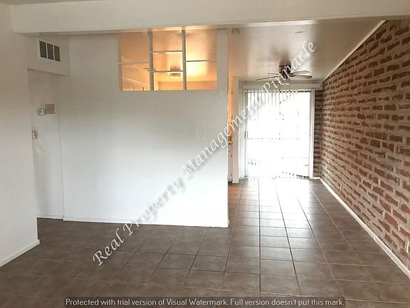 2nd image of 3221 E Patricia St