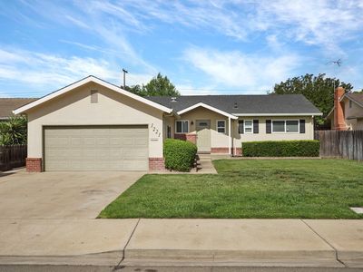 1221 S Fairmont Ave, Lodi, CA, 95240