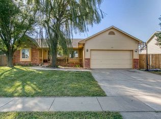 119 E Lockridge St, Mulvane, KS 67110