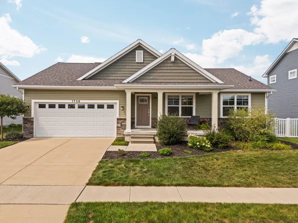 1726 Tarnow St, Howell, MI 48855