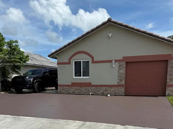 14406 SW 179th Ln, Miami, FL 33177