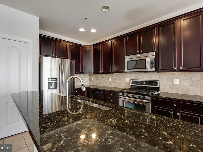 7757 Crystal Brook Way — Photo 16