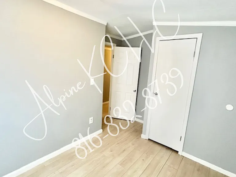 172 Countryside Ln — Photo 2