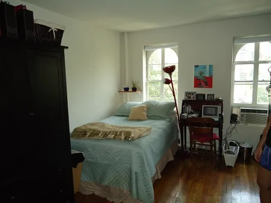 Rented by Village Living Realty | media 7