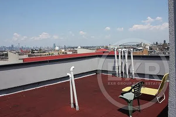 Rented by EXR | media 43