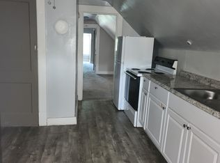 407 Franklin St #3, East Pittsburgh, PA 15112