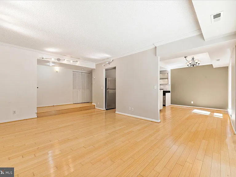 11814 Breton Ct #1A — Photo 7