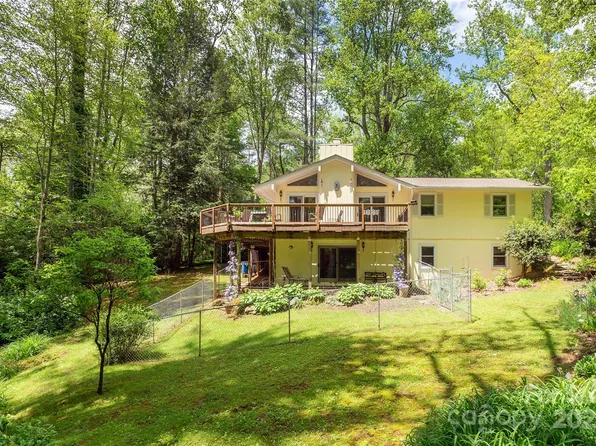 99 Meadowbrook Cir, Brevard, NC 28712