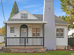 583 21st St NE, Salem, OR 97301