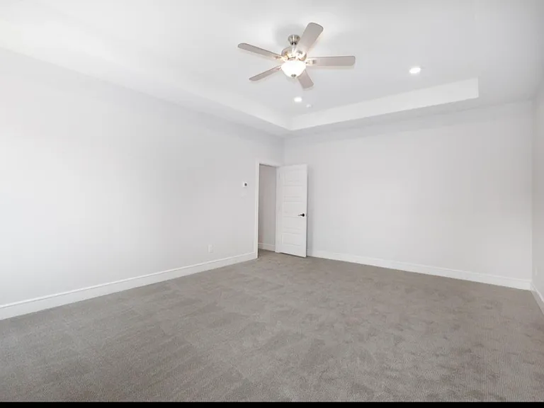 2732 Camel Ct — Photo 13