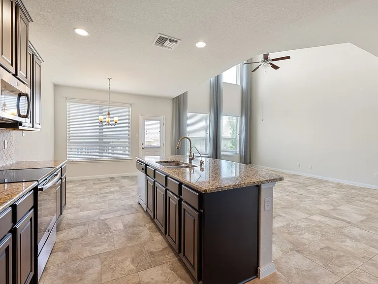 5489 Cypress Point — Photo 8