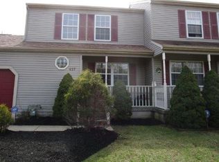 417 Delanco Rd, Edgewater Park, NJ 08010