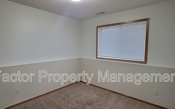 5th image of 148 Balcerzak Dr