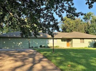 5127 SW Brentwood Rd, Topeka, KS 66606
