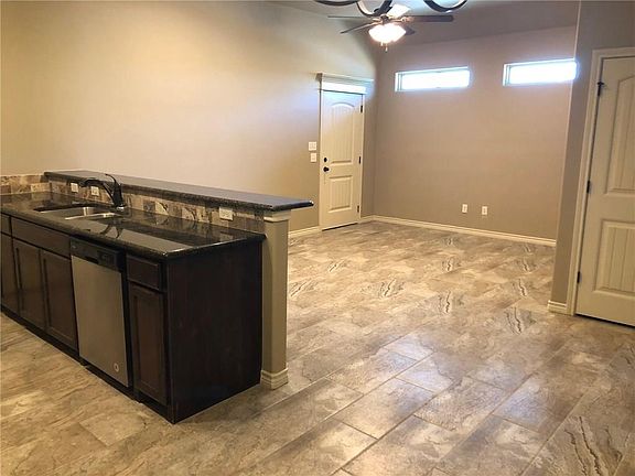5th image of 4900 Opal Ct