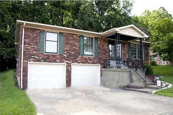 1st image of 9008 Lyneve Dr