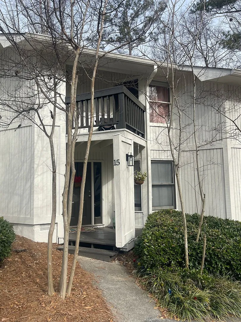 429 Moore's Mill Rd Unit 15 — Photo 2