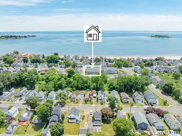 305 Mariners Walk #305, Milford, CT 06460