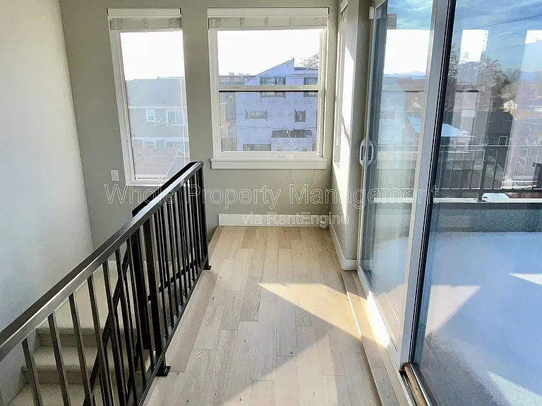 1547 Utica St — Photo 28