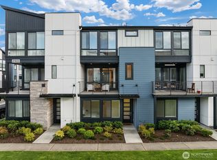 220 Towns At Canyon Park, Bothell, WA 98021