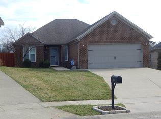3281 Creek Path Ln, Lexington, KY 40511