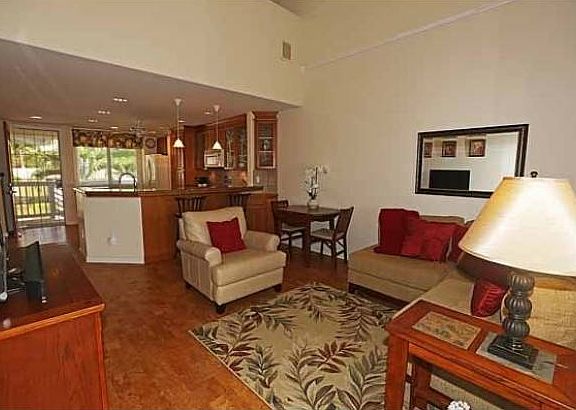 2nd image of 75-6060 Kuakini Hwy APT H22