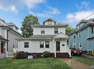 141 Union Pl, Ridgefield Park, NJ 07660