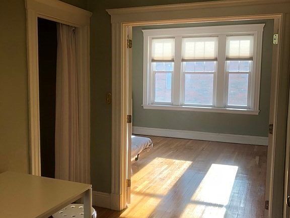 5th image of 60 Jamaicaway APT 12