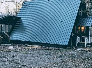 415 Mountain Rivers Ln, Mineral Bluff, GA 30559