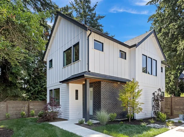 13045 NE 113th Street, Kirkland, WA 98033