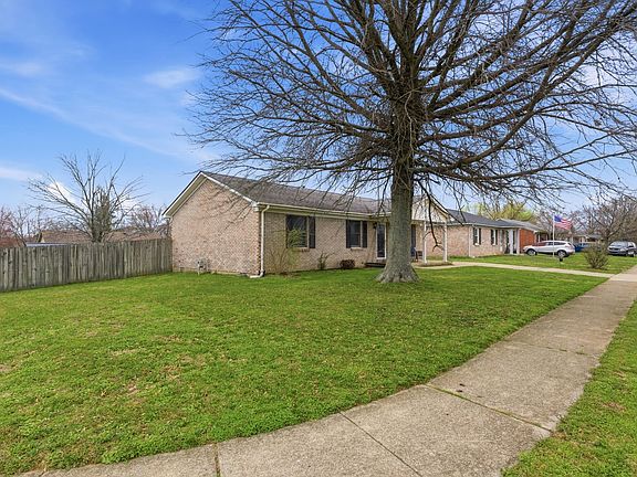 2nd image of 101 Lauren Dr