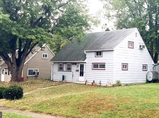 353 W Chestnut St, Pottstown, PA 19464