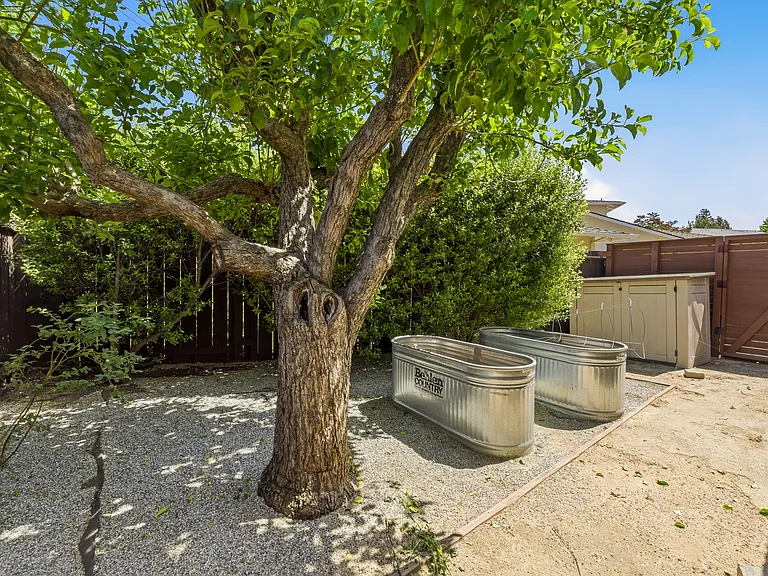 19567 Ardmore Ct — Photo 33