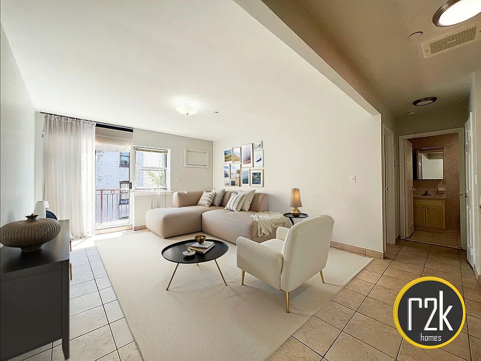 1st image of 3037 31st St APT 4R